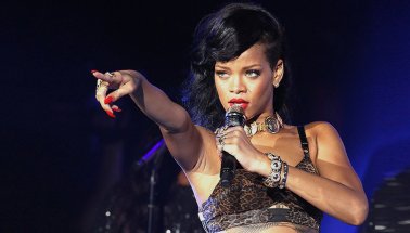 Rihanna Türkçe olarak 'Dilek, seni seviyorum' dedi, ortalık yıkıldı