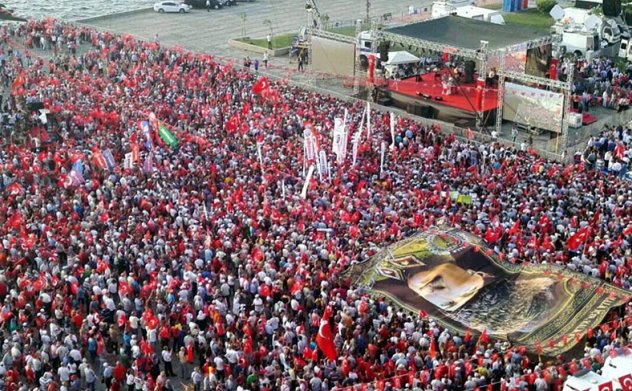 CHP’den İzmir’de yüzbinlerle ‘Cumhuriyet ve Demokrasi’ mitingi