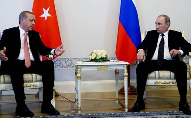Erdoğan ile Rusya lideri Putin bir araya geldi