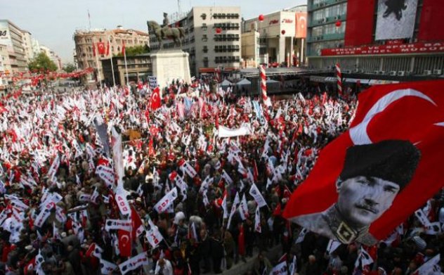 Ankara Valiliği’nin skandal yürüyüş yasağına tepkiler çığ gibi