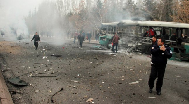 Kayseri'de hain bombalı saldırı: 13 asker şehit 48 yaralı