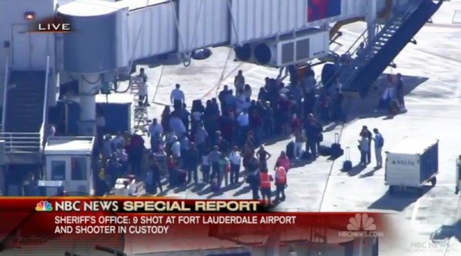 ABD'de havalimanında silahlı saldırı: Ölü ve çok sayıda yaralı var