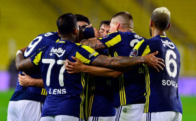 Fenerbahçe Osmanlıspor maç sonucu 1-0. Tartışmalı karar