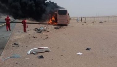 Türk hacı adaylarını taşıyan otobüs kaza yaptı: Ölü ve Yaralılar Var