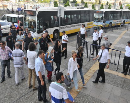 Nazlı Ilıcak Tutuklandı