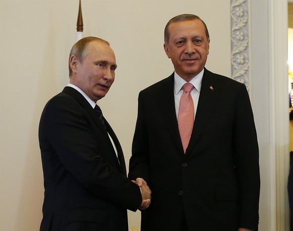 Erdogan Putin El ele poz verdi