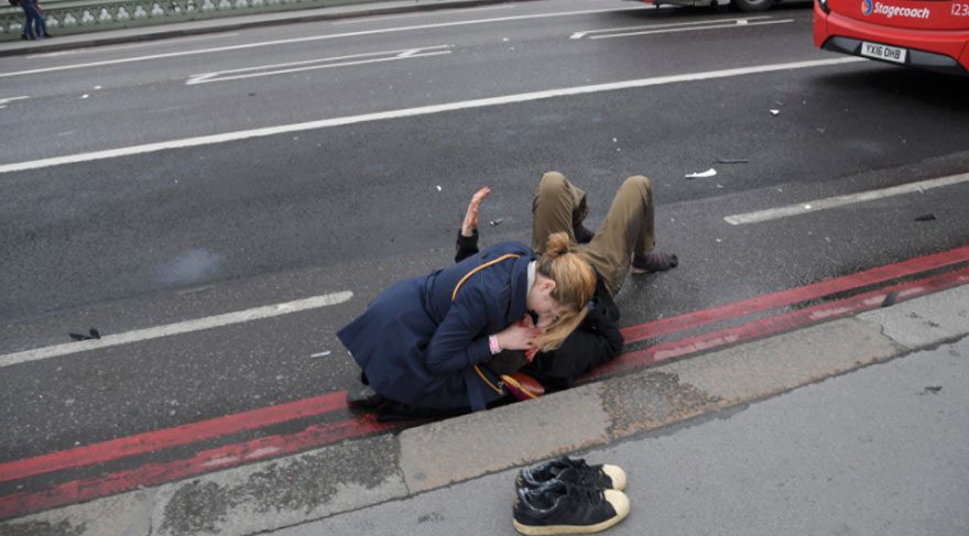 Londra'da terör saldırısı 1 ölü 4'ü ağır 12 yaralı