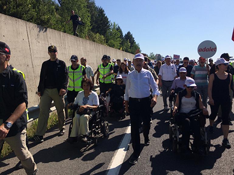 Engelli Vatandaşlar Adalet Yürüyüşü