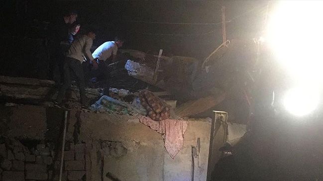 Şrnak'ta ev çöktü 2 ölü 8 yaralı... Son dakika haberi