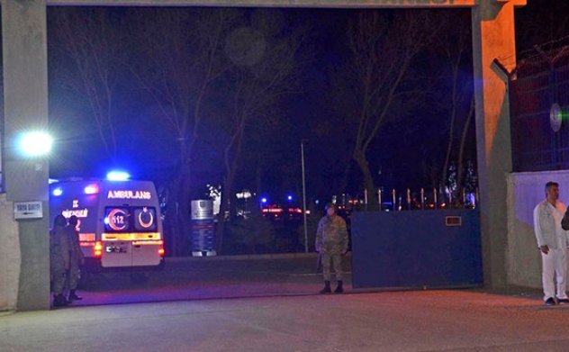 PKK’dan, Jandarma karakoluna hain saldırdı: 2 yaralı