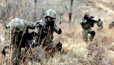 Lice ve Kulp'ta Asker ve terör örgütü PKK arasında çatışma