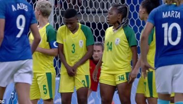 Rio'da, kadın futbol maçında sosyal medyayı yıkan hareket