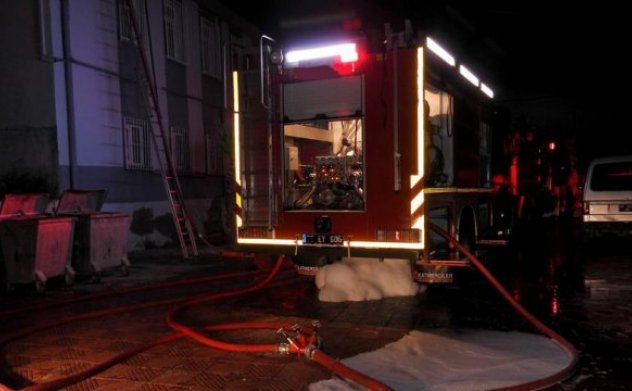 Cezaevinde yangın dehşeti: 1 mahkum yanarak öldü