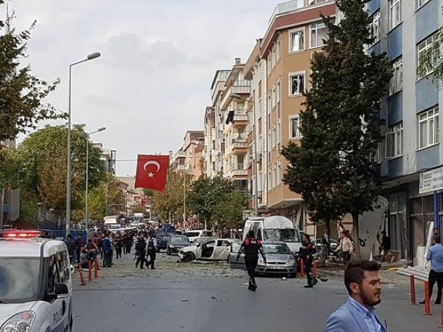 İstanbul'da bomba yüklü araçla saldırı