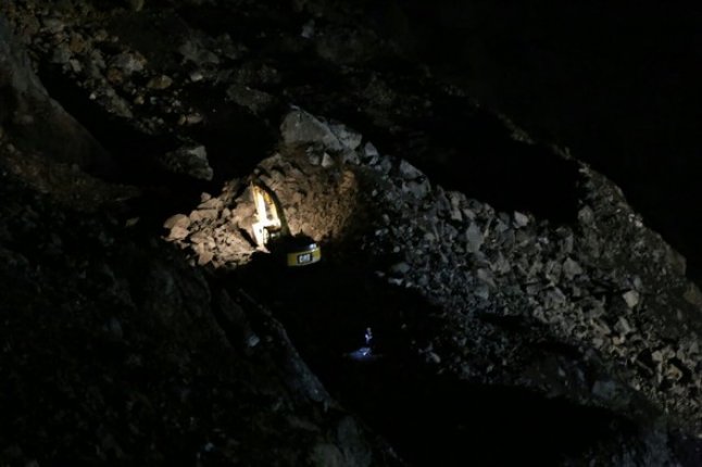 Madende göçük, 13 işçi göçük altında, 4 işçinin cesedine ulaşıldı