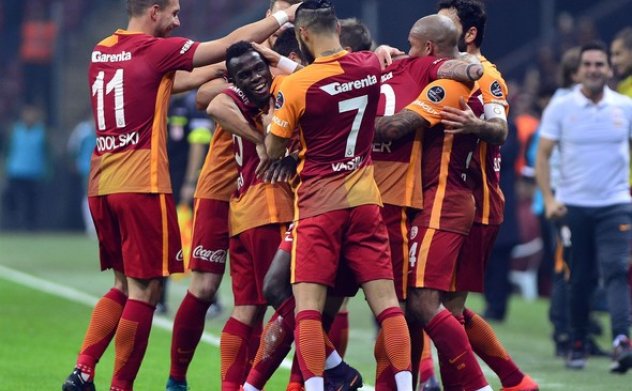 Galatasaray 3-1 Bursaspor ÖZET izleyin, Canlı anlatım