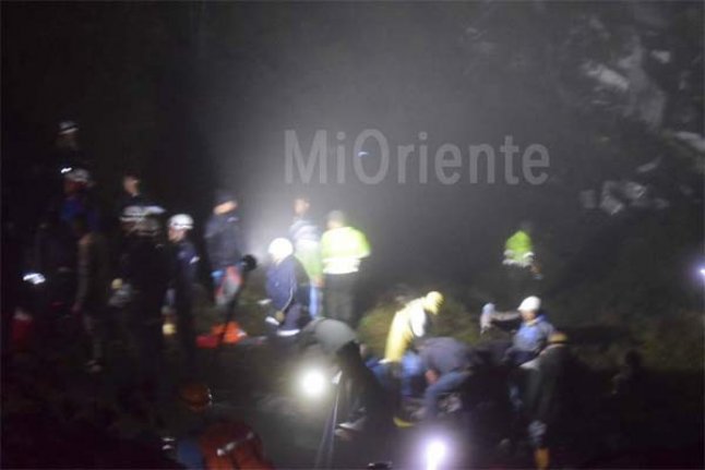 Brezilya'nın Chapecoense futbol takımını taşıyan uçak düştü