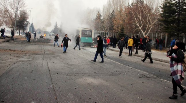 Kayseri'de hain bombalı saldırı: 13 asker şehit 48 yaralı