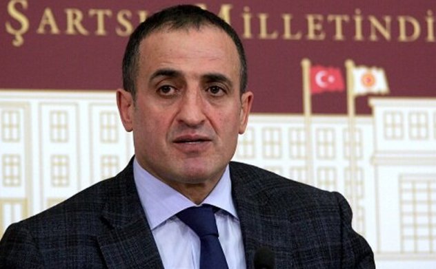 MHP Genel Başkan Yardımcısı Atila Kaya istifa etti