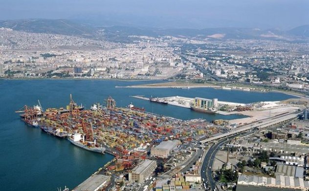 Son dakika: İzmir Limanı da Varlık Fonu’na devredildi