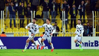 Kadıköy'de 5 dakikada 3 gol var! Fenerbahçe Konyaspor