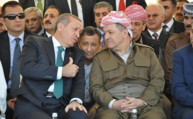 ‘Evetçi’ Barzani'den rest: Kerkük’te Kürt bayrağı kesinlikle inmeyecek
