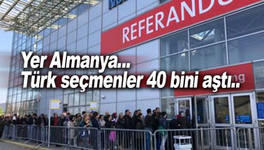 Almanya'da Türk seçmenler sandığa akın ediyor