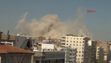 Son Dakika: Diyarbakır'da çok şiddetli patlama