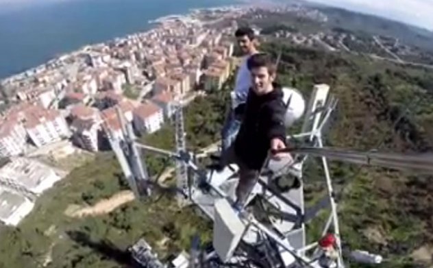 Yer: Bursa... 65 metrede 'ölüme meydan okuma' selfisi!