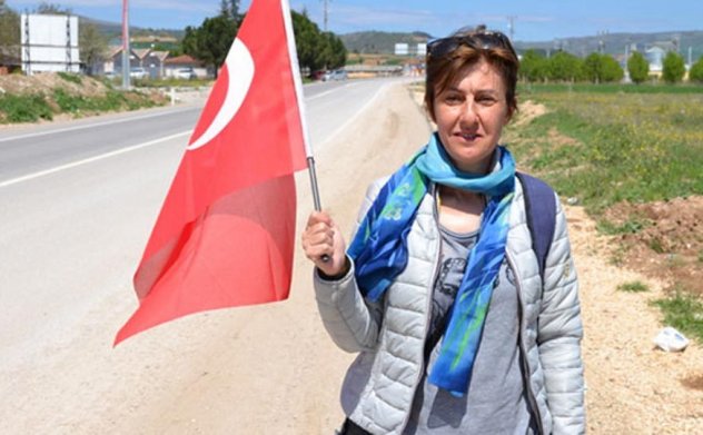 Dr. Hülya Şen, 450 kilometrelik referandum protestosu