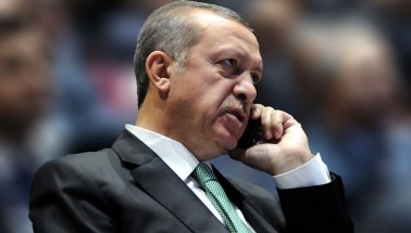 Cumhurbaşkanı Erdoğan'dan Macron'a tebrik telefonu