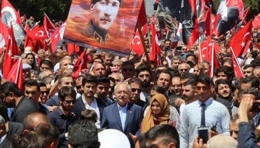 Kemal Kılıçdaroğlu yasaklanan 19 Mayıs yürüyüşüne katılacak!