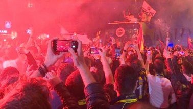 Şampiyon Fenerbahçe, Bağdat Caddesi'nde kutlama yaptı