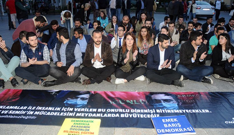 CHP'li gençlerden Gülmen ve Özakça'ya destek