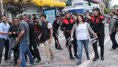 Edirne'de 'Özakça ve Gülmen' eylemine 5 gözaltı