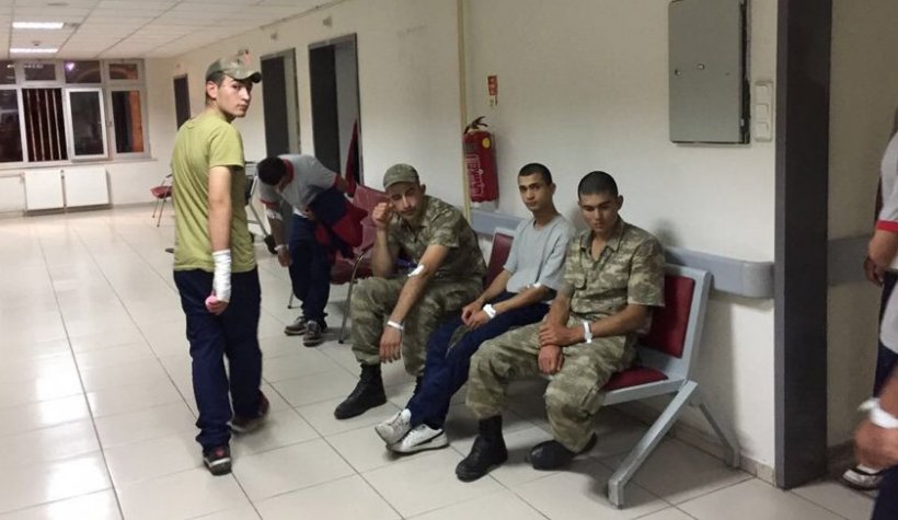 Manisa Kırkağaç'taki askerler taburcu edildi