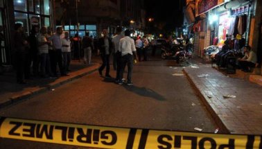 Gaziantep'te bayram alışverişi yapanları taradılar: 1’i ağır 5 yaralı