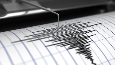 Son dakika: Ege’de bir deprem daha oldu. Halk sokağa döküldü