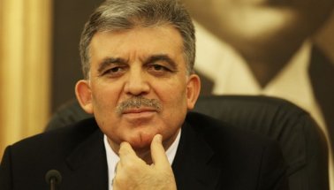 Abdullah Gül: Cumhuriyet gazetecileri tutuksuz yargılanmalı