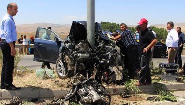 Dekan Prof.Dr. Murat Sezgin feci kazada hayatını kaybetti