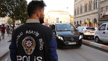 İstanbul'da 200 noktada 8 bin polisle büyük operasyon
