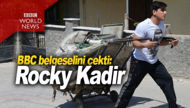 BBC, kağıt toplayıcısı Kadir Dalkıran'ın belgeselini çekti: Rocky Kadir