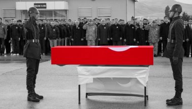 Van Çaldıran’da çatışma: Üsteğmen Mehmet Sakallı şehit oldu