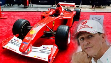 Schumacher’in aracı F1 aracı 7 milyon 504 bin dolar rekor fiyatla satıldı.