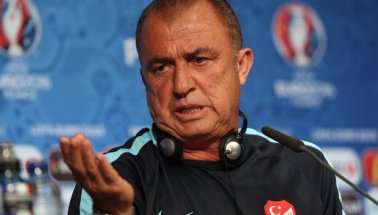 Fatih Terim 1,5 yıllığına yeniden Galatasaray'da