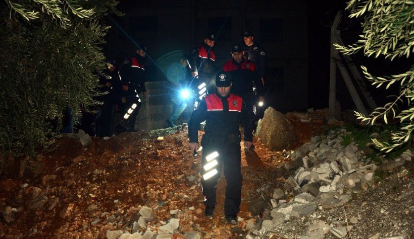 Fatmagül Berk kayıp: 100 kişilik ekip arıyor. Çantası bulundu