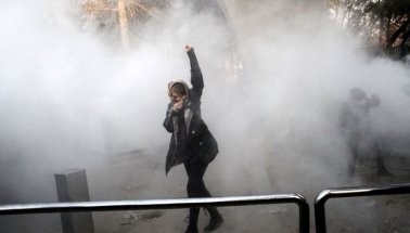 İran'da 'ekonomik kriz ayaklanması' Ölü sayısı 10 oldu