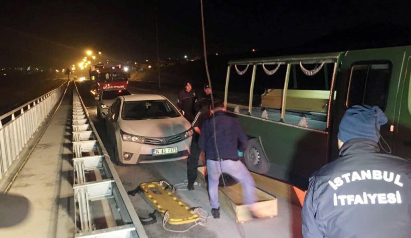 Dehşet! Arnavutköy'de ağızları bantlı 1'i kadın 2 ceset bulundu