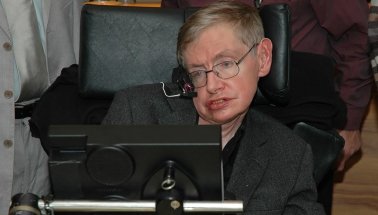 Süper beyin, Stephen Hawking hayatını kaybetti