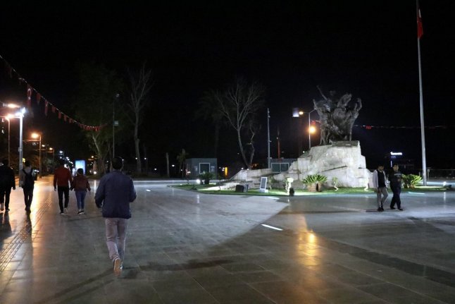 Son dakika: Antalya'da  peş peşe iki deprem